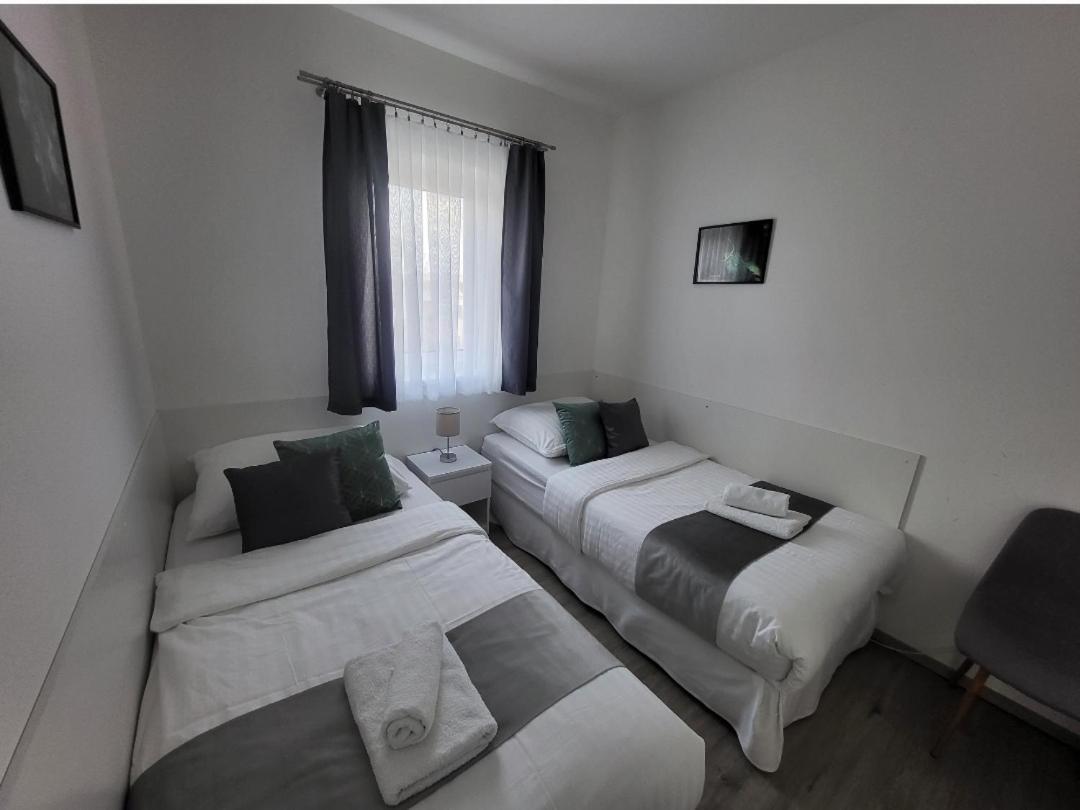 Apartman Gabriela Roudne Exterior foto