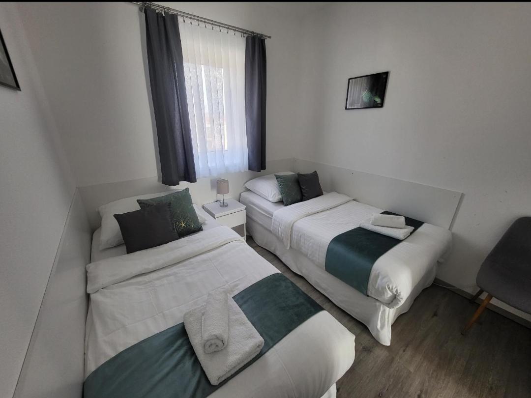 Apartman Gabriela Roudne Exterior foto